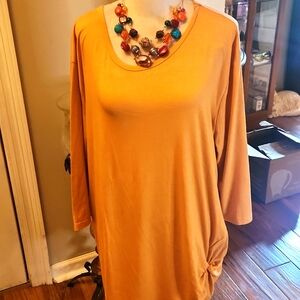 Ladies long sleeve top